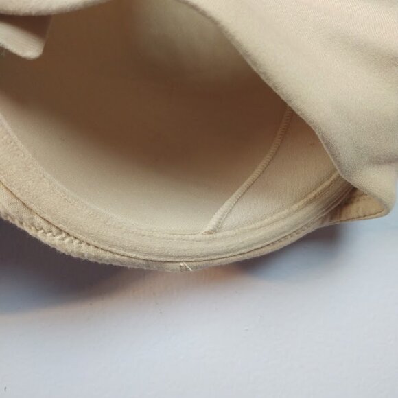 Barely Breezies Full Coverage T Shirt Bra 38DD Underwire Beige Nude Unpadded - Picture 11 of 15